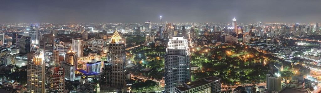 4096px-Bangkok_Night_Wikimedia_Commons